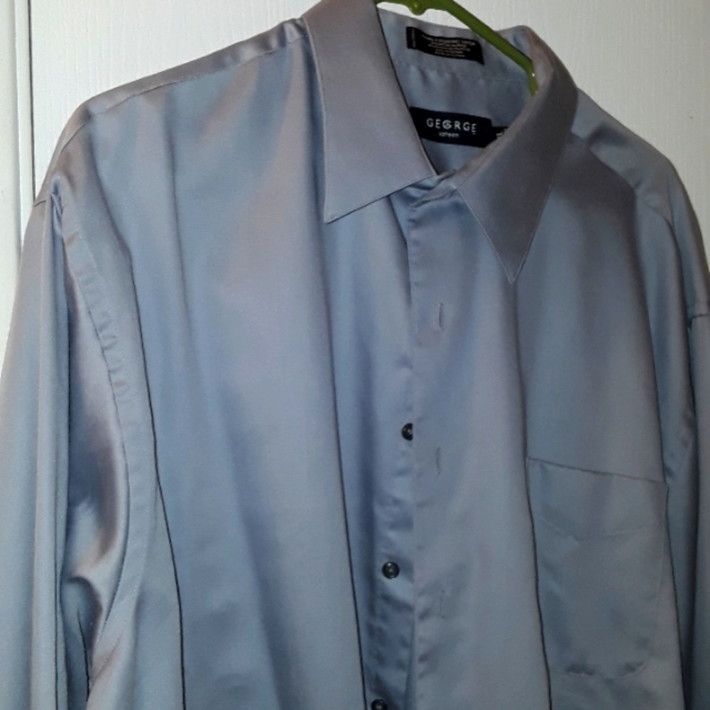 Men's dress shirt